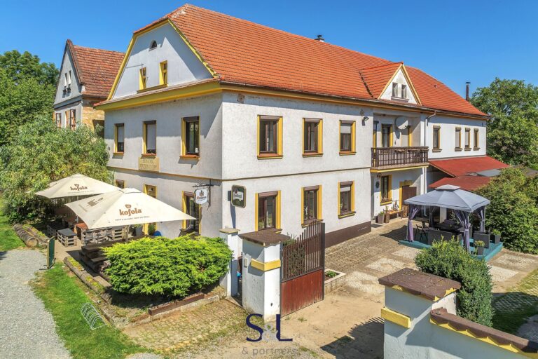 Prodej rodinné domy, 820 m2 – Jestřebí – Pavlovice