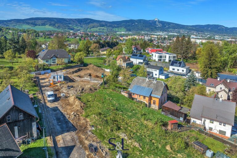 Prodej pozemky pro bydlení, 769 m2 – Liberec XXV – Vesec