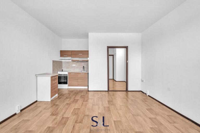 Pronájem bytu 2+kk, 42 m2 – Česká Lípa