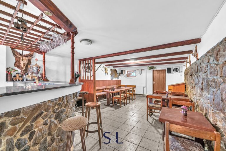 Prodej rodinného domu s restaurací