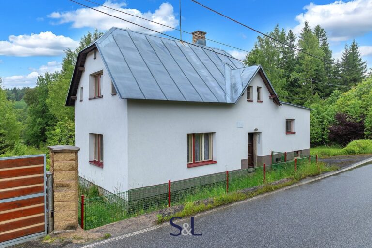 Prodej domu 122 m2 s pozemkem 2849 m2 – Loužnice
