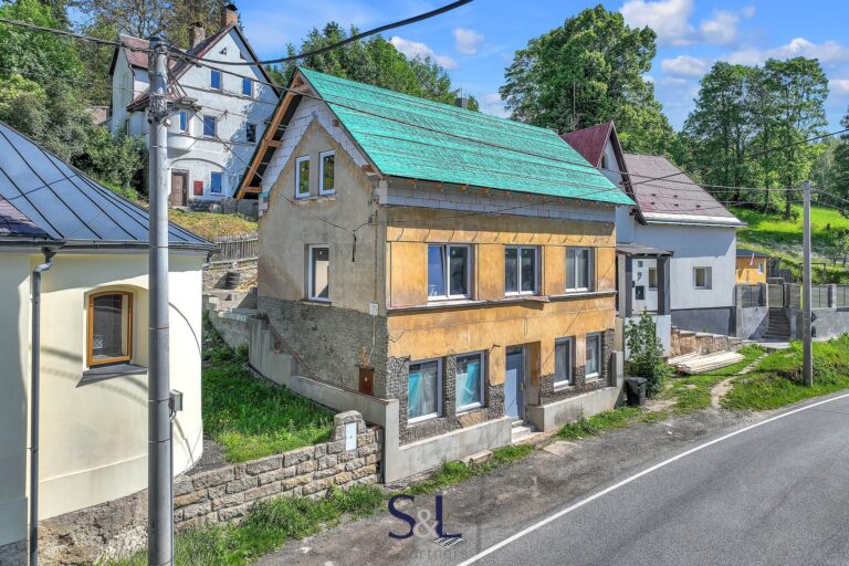 Prodej rodinné domy, 150 m2 – Pěnčín – Huť